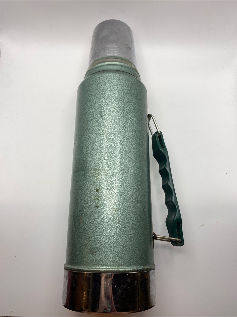 Stanley Aladdin Quart Green Metal Vacuum Thermos with Handle